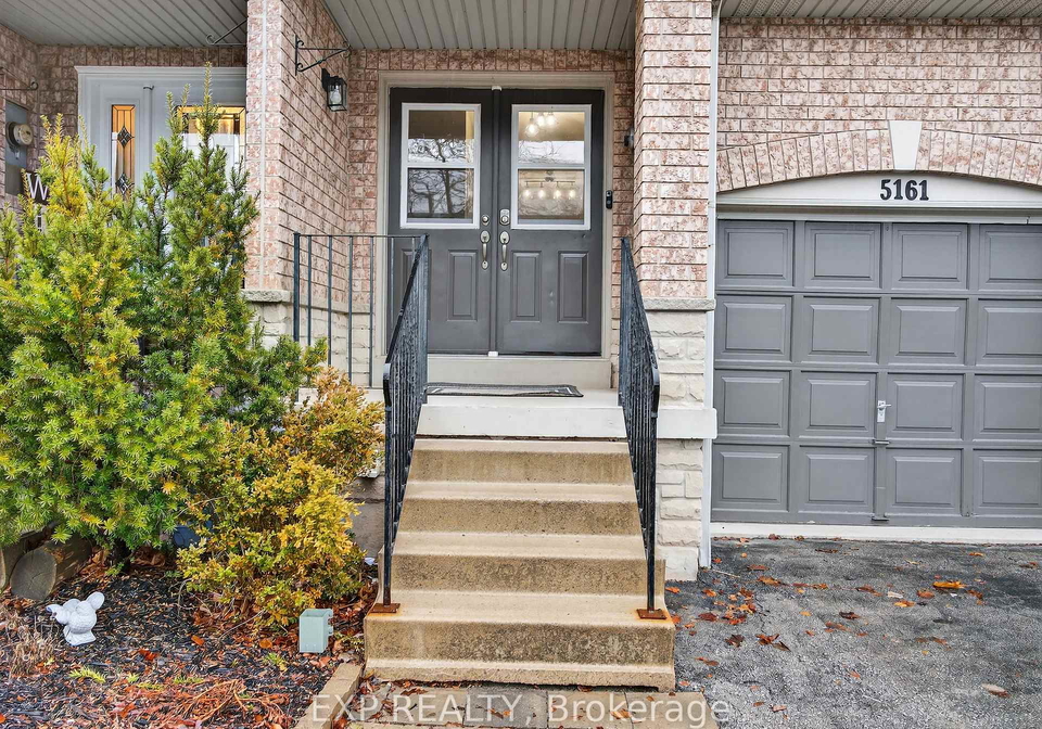 5161-falconcrest-drive-burlington-ontario-w12875160