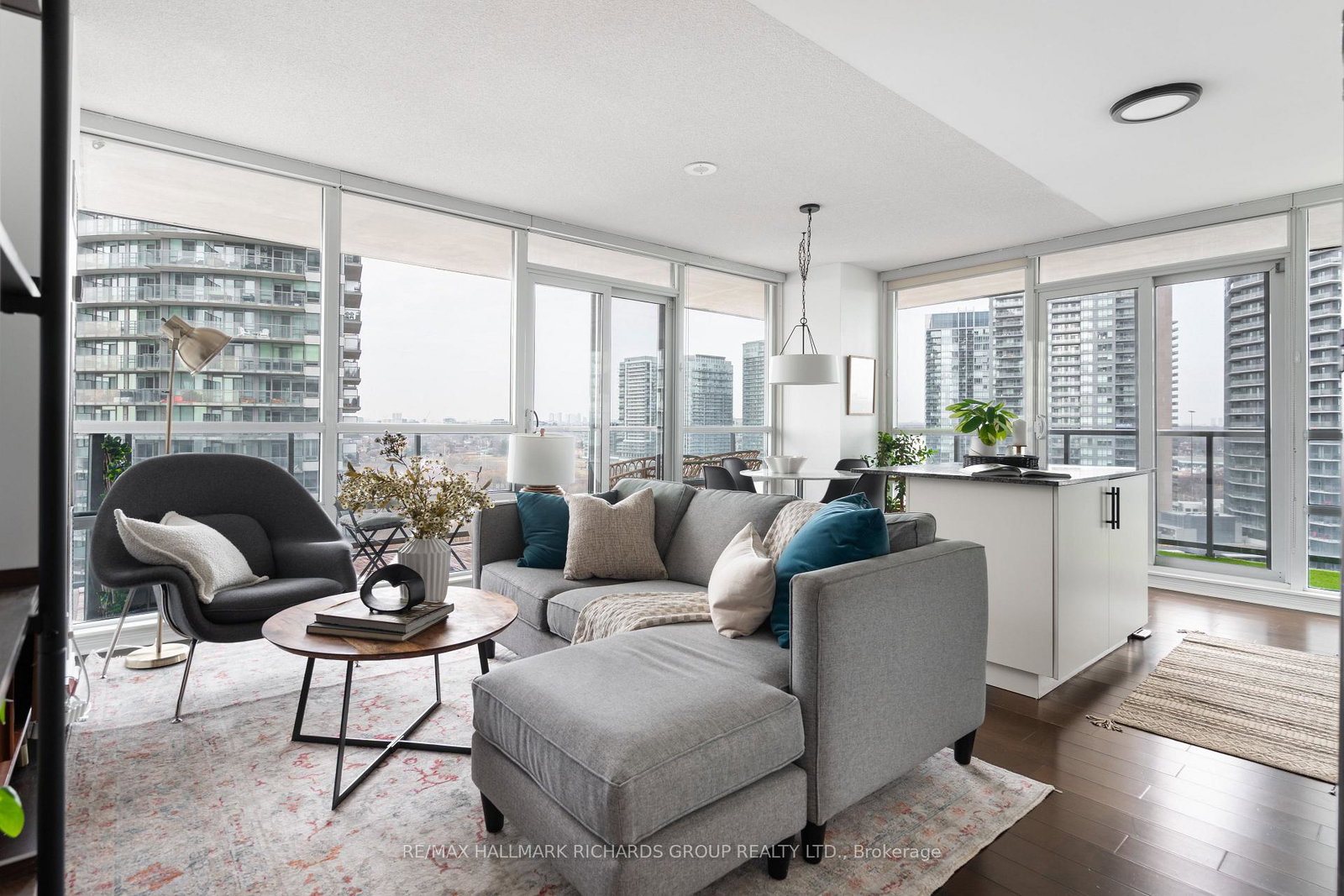 2230-lake-shore-boulevard-w-etobicoke-ontario-w12875348