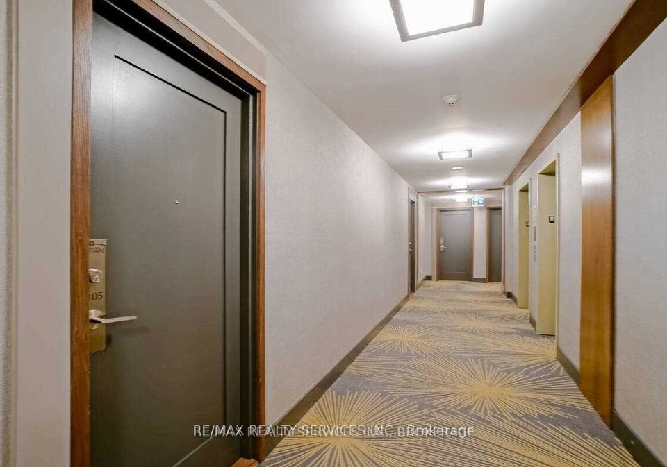 5025-four-springs-avenue-mississauga-ontario-w12875484
