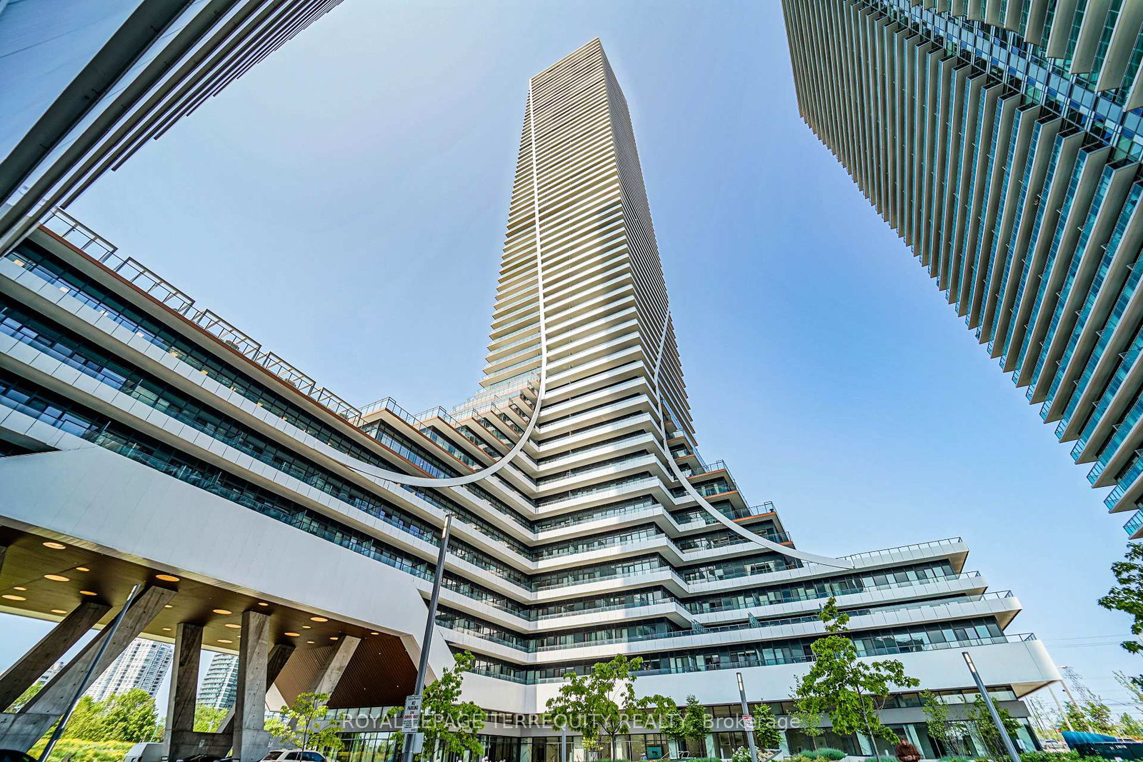 30-shore-breeze-drive-etobicoke-ontario-w12875558