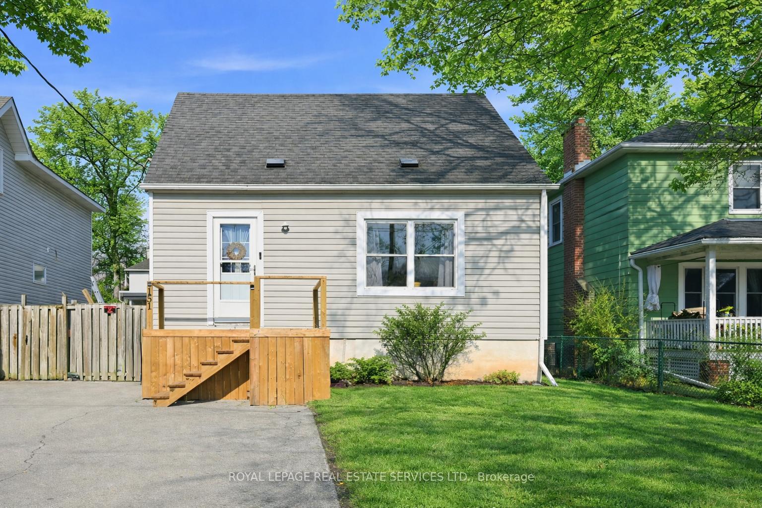 151-westside-drive-oakville-ontario-w12875570