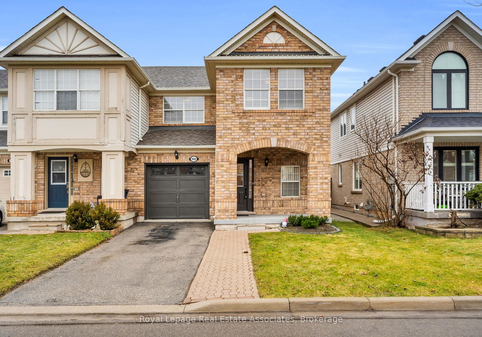 900-mckay-crescent-milton-ontario-w12875832