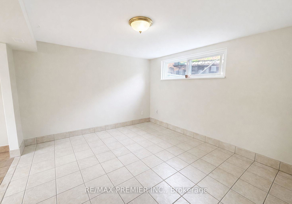 92-westhumber-boulevard-etobicoke-ontario-w12876060