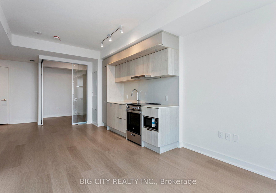 448-burnhamthorpe-road-w-mississauga-ontario-w12876074