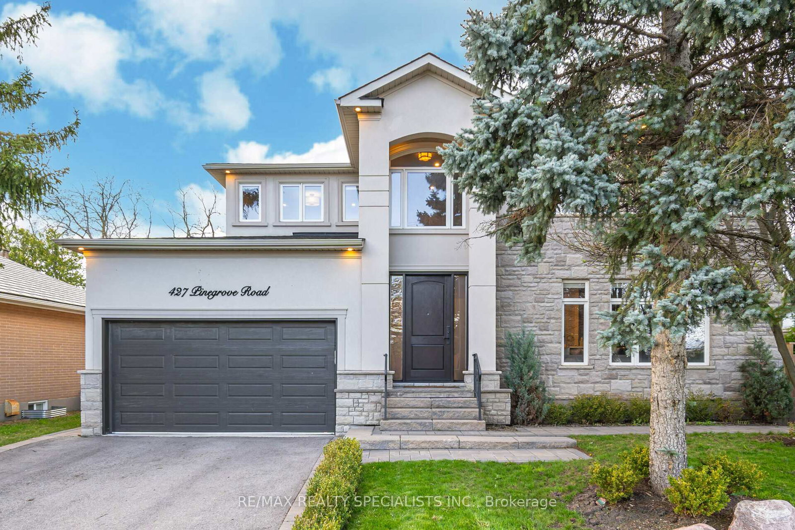 427-pinegrove-road-oakville-ontario-w12876160