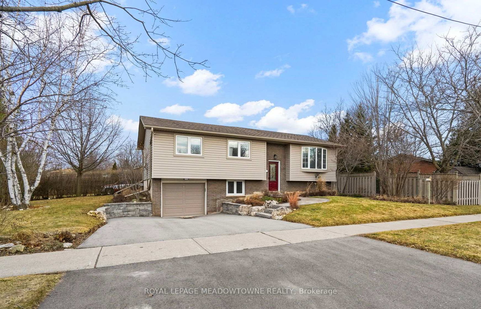 809-woodward-avenue-milton-ontario-w12876220