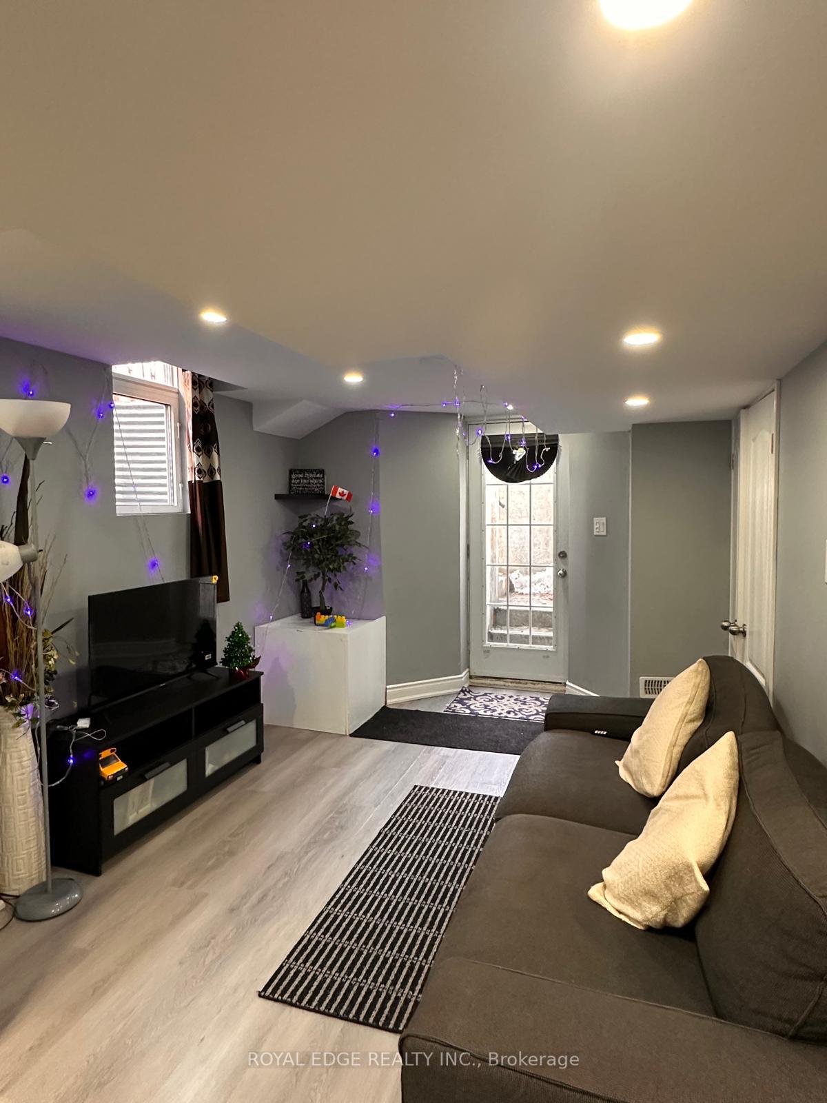 293-kingsbridge-garden-circle-mississauga-ontario-w12876714