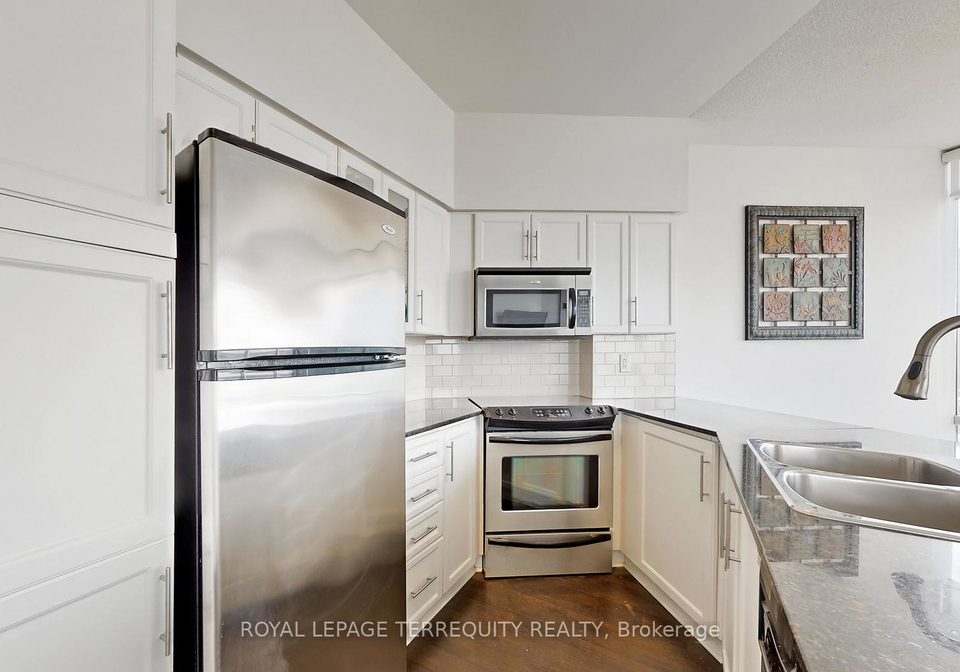 15-windermere-avenue-toronto-ontario-w12876956