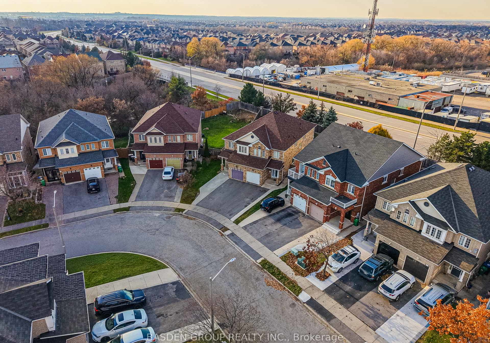 101-eastview-gate-brampton-ontario-w12877156
