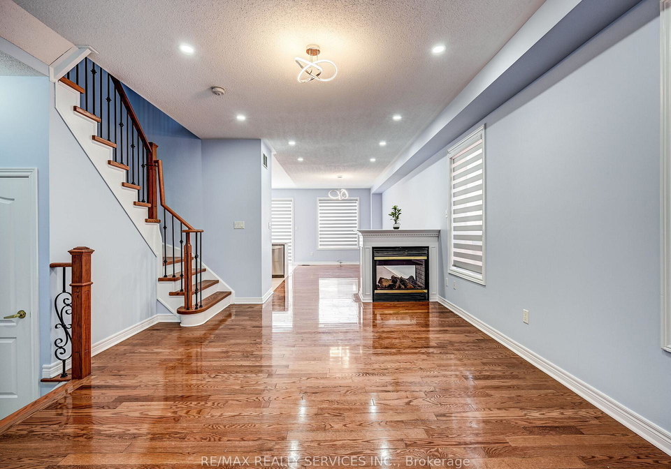 114-rocky-point-crescent-brampton-ontario-w12877338