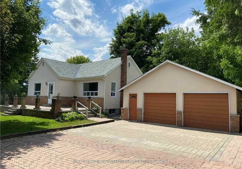 235-lakeshore-road-w-oakville-ontario-w12877544