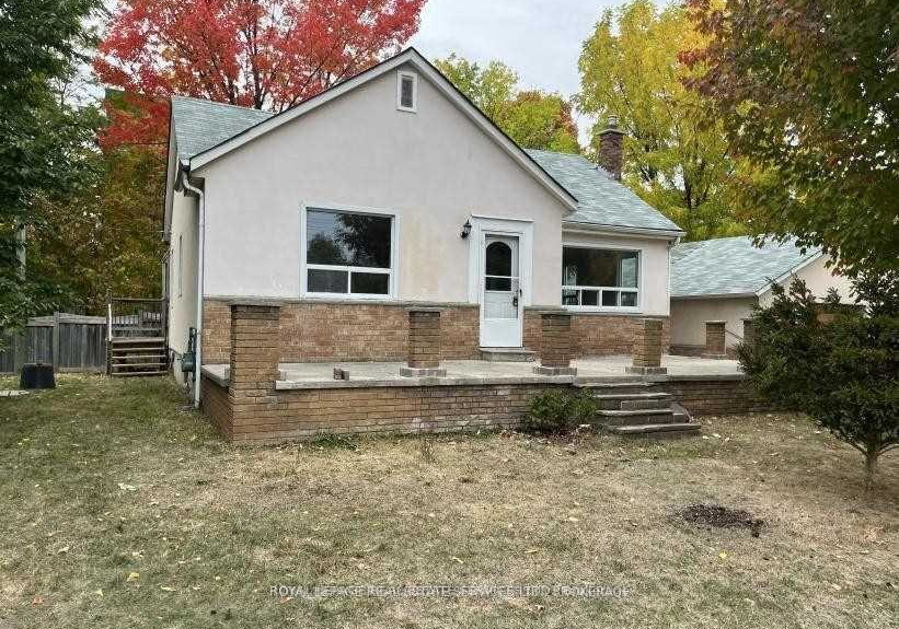 235-lakeshore-road-w-oakville-ontario-w12877544