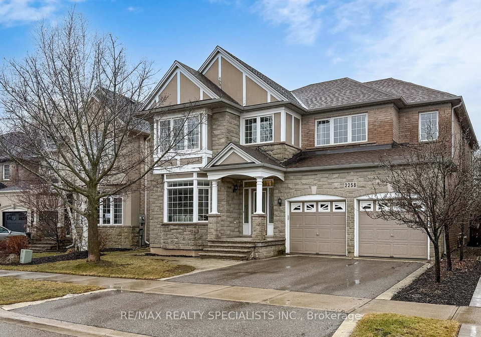 2258-rochester-circle-oakville-ontario-w12877770