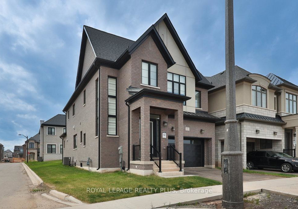1327-wheat-boom-drive-oakville-ontario-w12877812