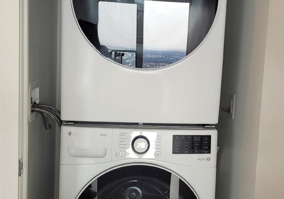 395-square-one-drive-mississauga-ontario-w12877906