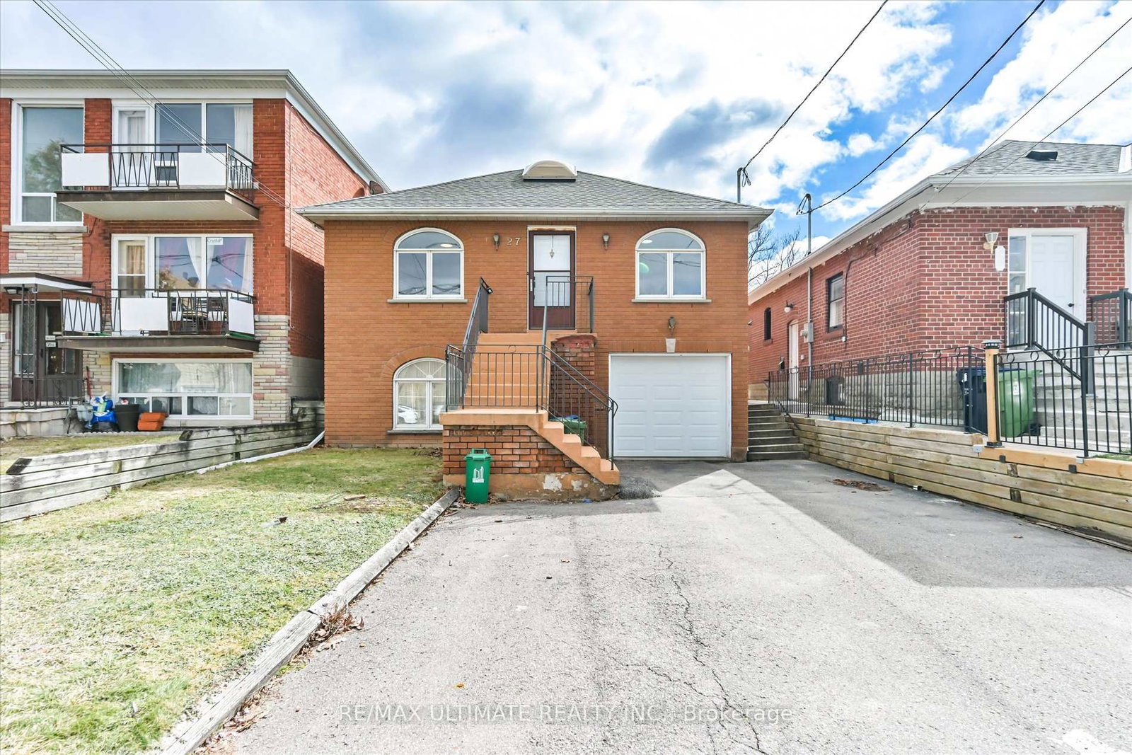 27-venn-crescent-toronto-ontario-w12877916