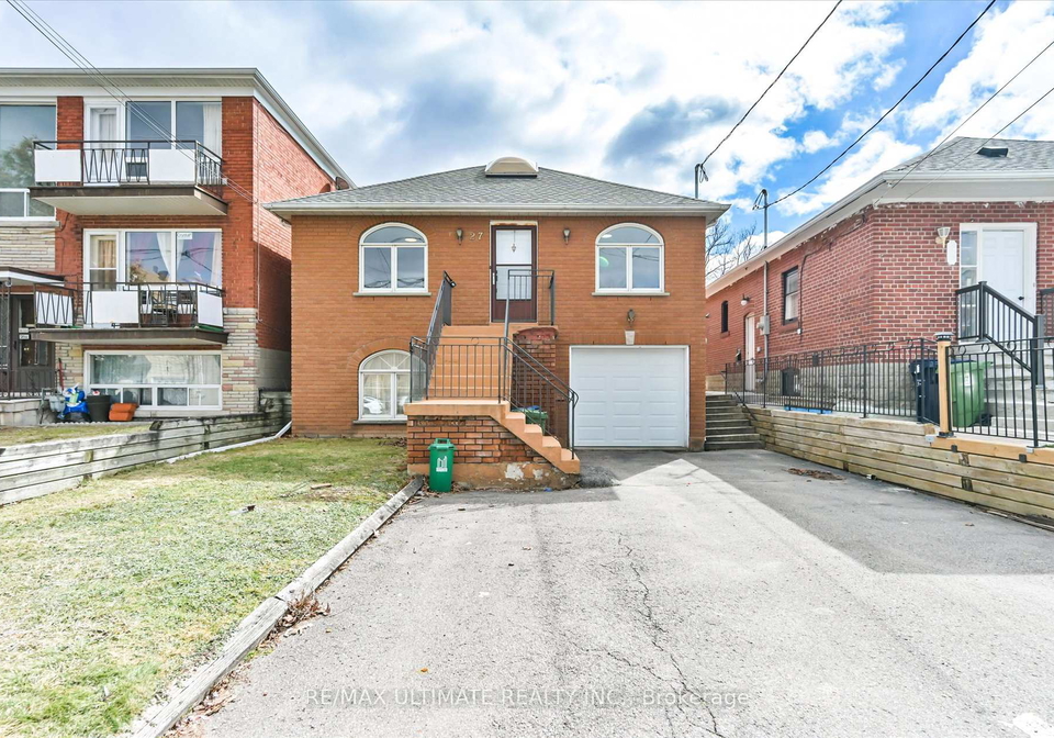 27-venn-crescent-toronto-ontario-w12877916