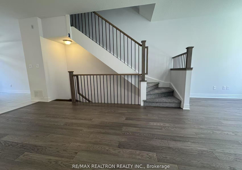 260-melody-common-oakville-ontario-w12878174