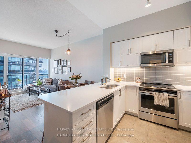 39-annie-craig-drive-etobicoke-ontario-w12878444