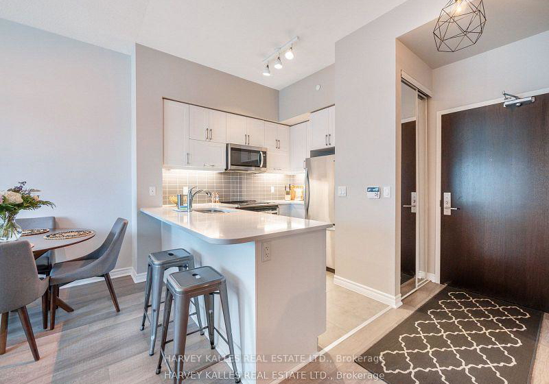 39-annie-craig-drive-etobicoke-ontario-w12878444