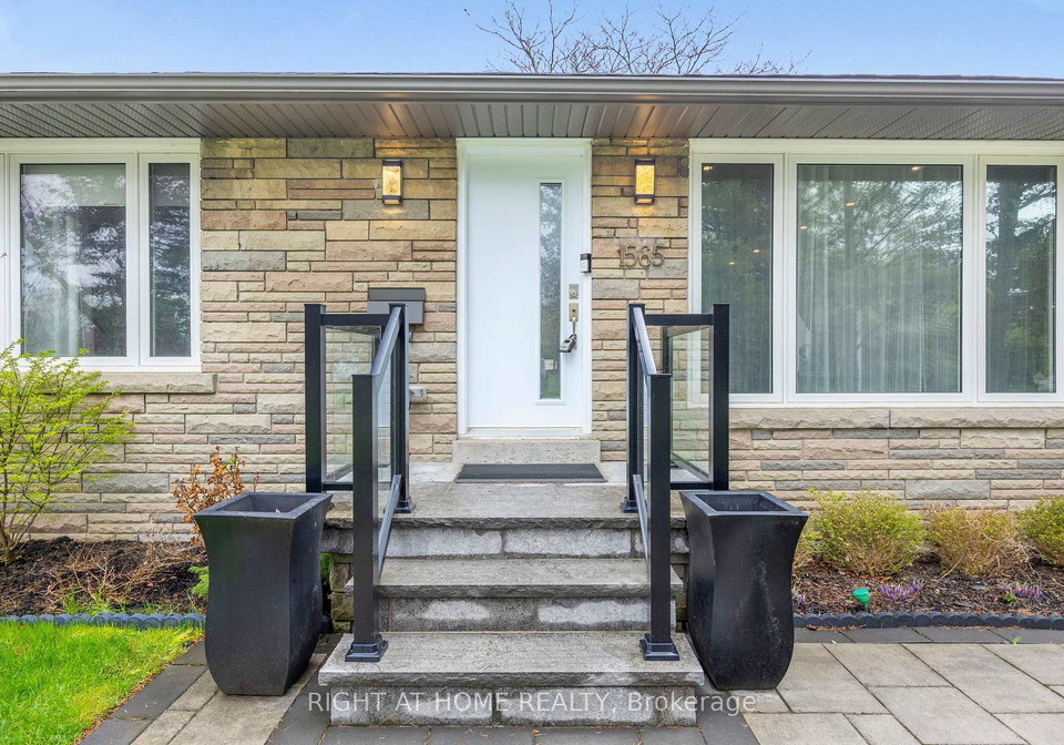1565-kipper-avenue-mississauga-ontario-w12878650