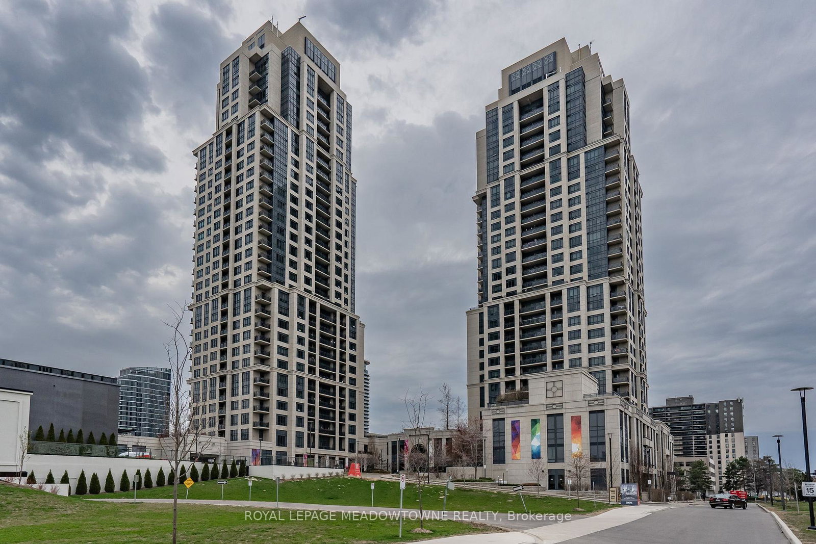 2-eva-road-w-etobicoke-ontario-w12878750