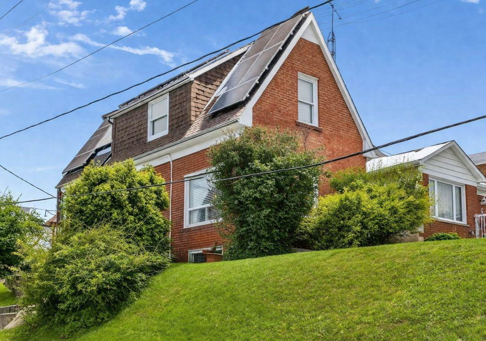 438-silverthorn-avenue-toronto-ontario-w12878768