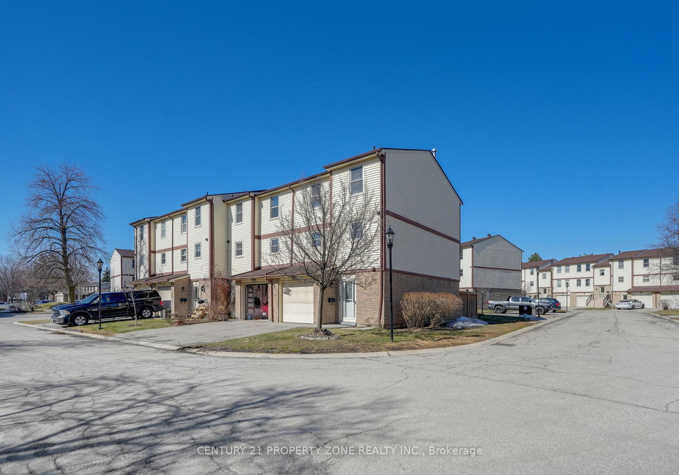 73copenhagen-road-mississauga-ontario-w12878804