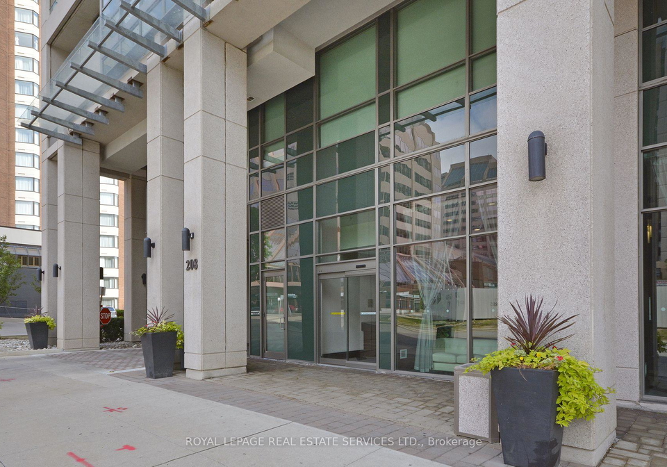 208-enfield-place-mississauga-ontario-w12878846