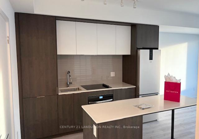 395-square-one-drive-mississauga-ontario-w12878900