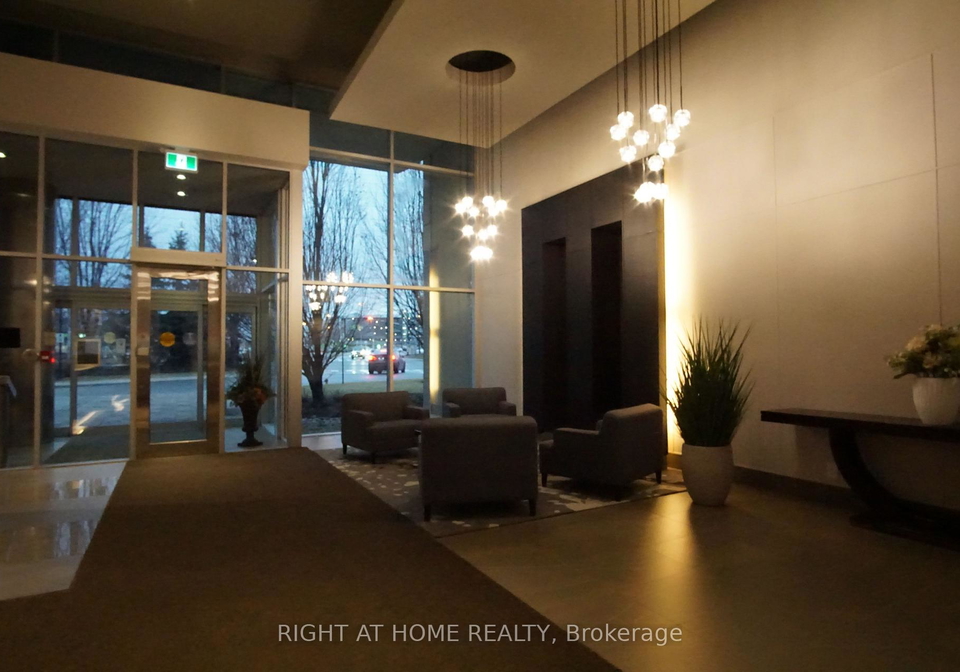 1055-w-southdown-road-mississauga-ontario-w12878902