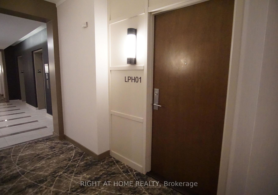 1055-w-southdown-road-mississauga-ontario-w12878902