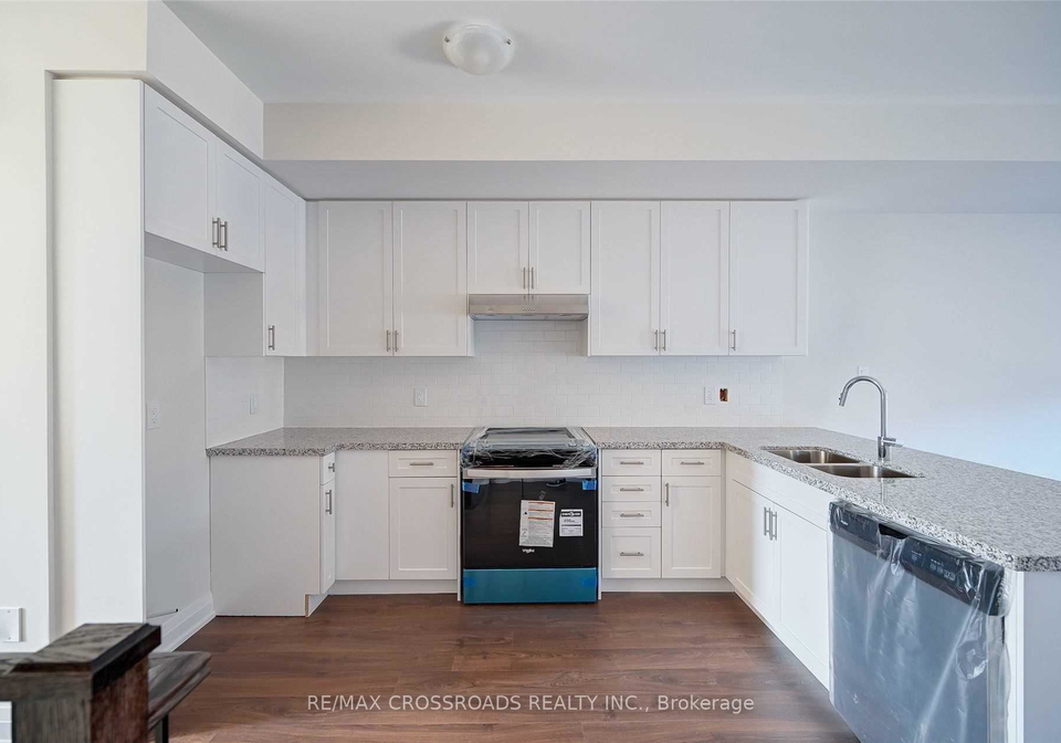 37-creekbank-road-north-york-ontario-w12879318
