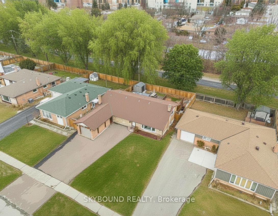 11-addington-crescent-brampton-ontario-w12879902