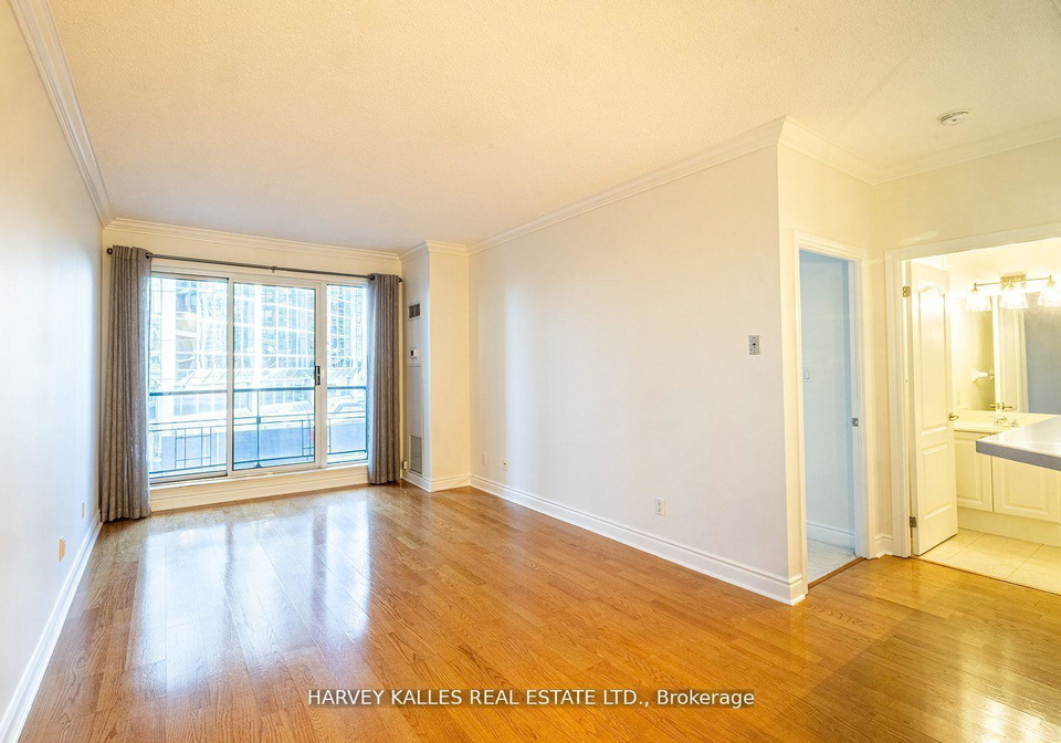 2-aberfoyle-crescent-etobicoke-ontario-w12879988