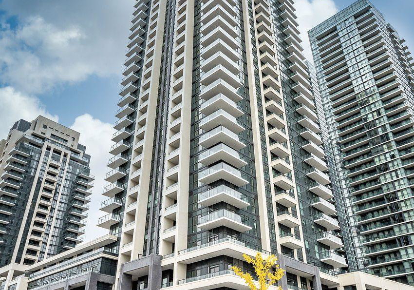 4055-parkside-village-drive-mississauga-ontario-w12880098