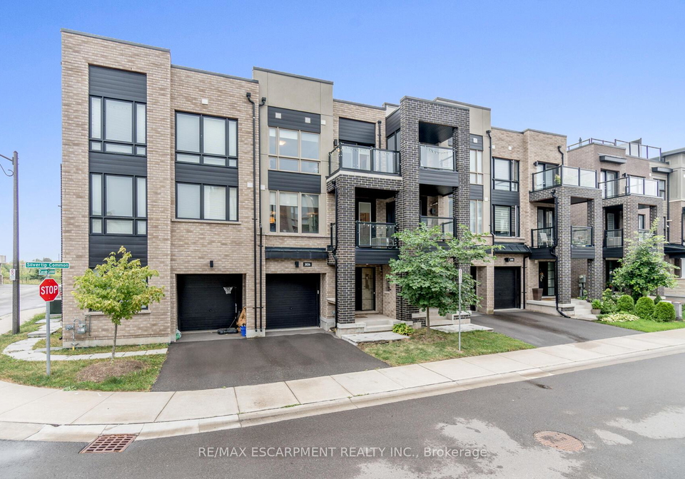 3036-silvertip-common-crescent-oakville-ontario-w12880348