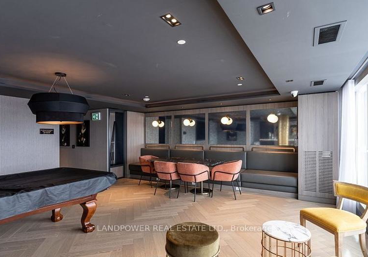 405-dundas-street-w-oakville-ontario-w12880458