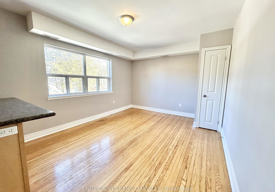 9-thirty-third-street-etobicoke-ontario-w12881884