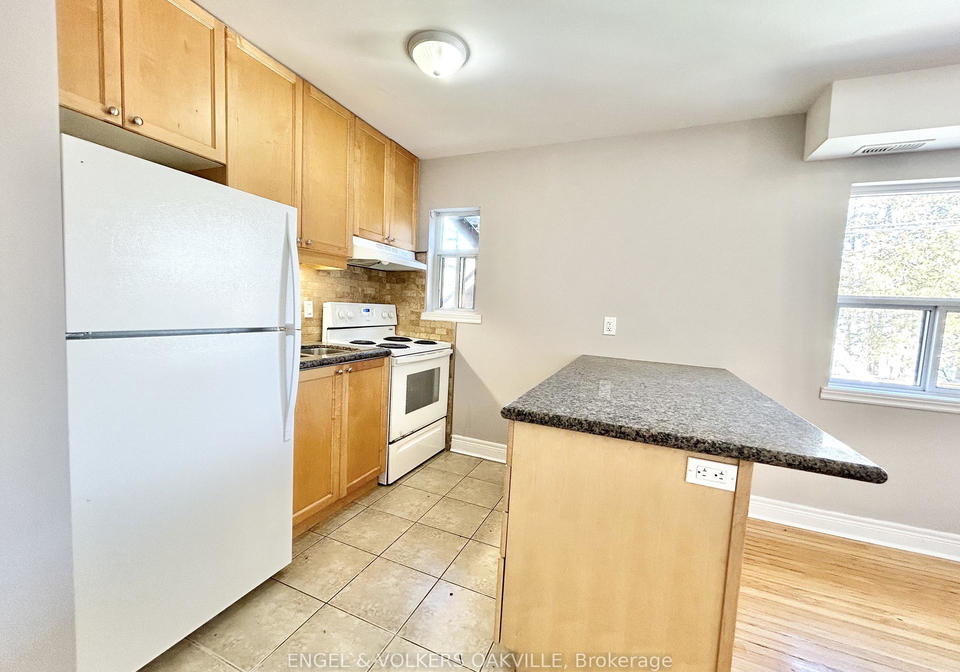 9-thirty-third-street-etobicoke-ontario-w12881884