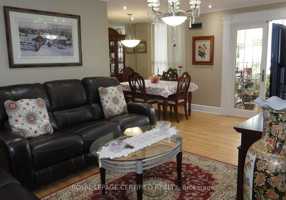100-county-court-boulevard-brampton-ontario-w12882322