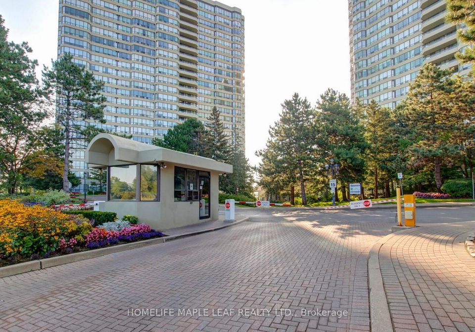 24-hanover-road-brampton-ontario-w12882534