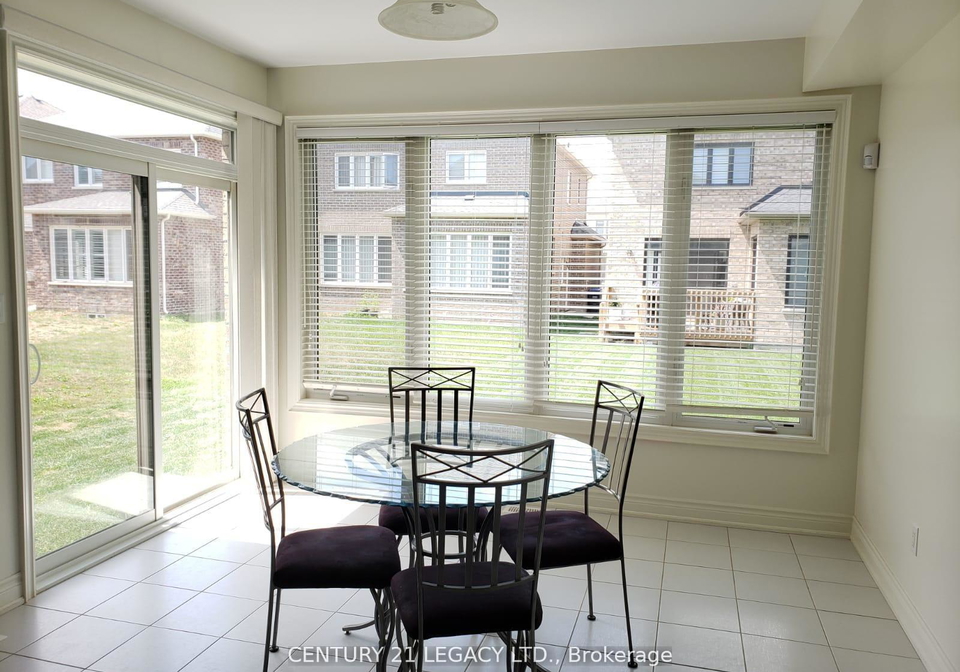 16-mussle-white-road-brampton-ontario-w12882624