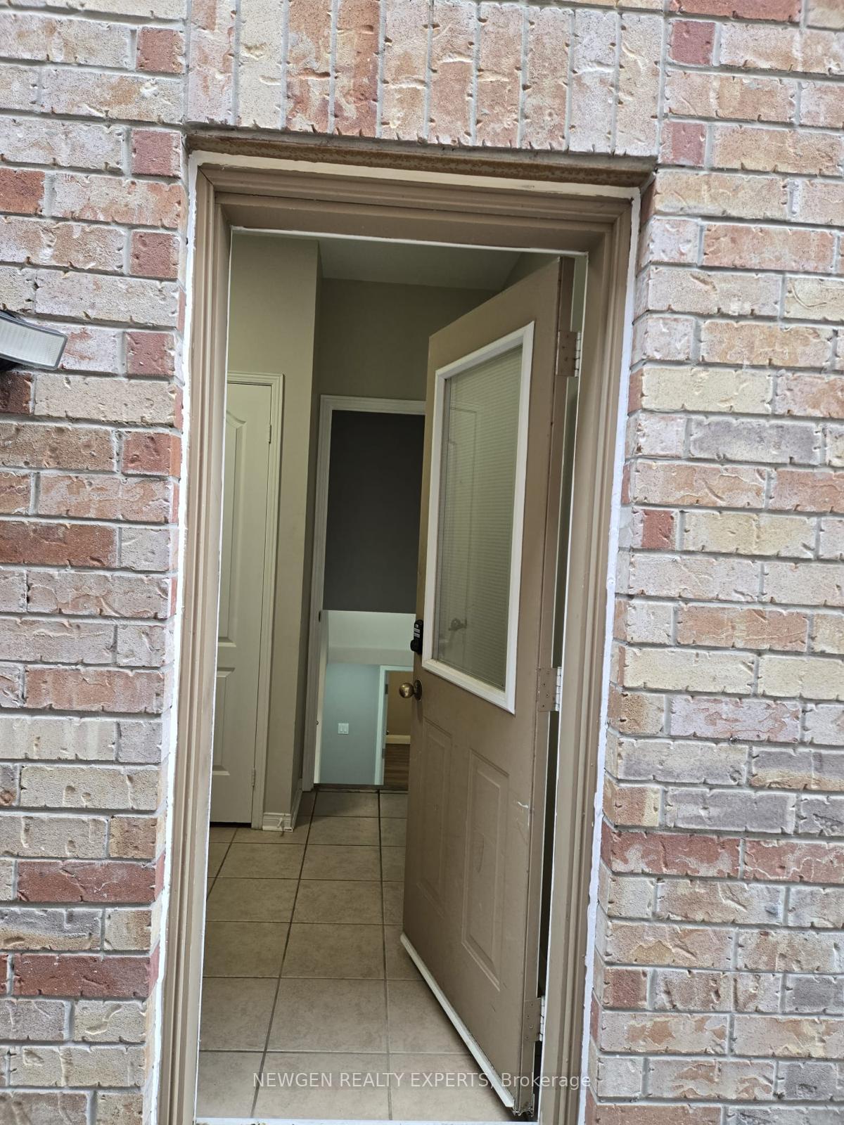 53-freshspring-drive-brampton-ontario-w12882764