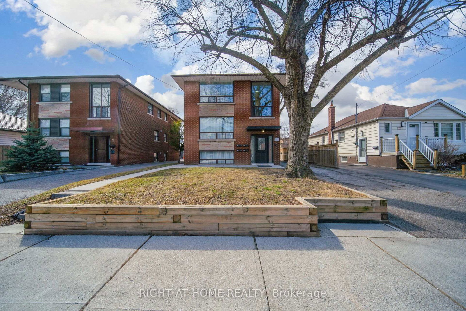 80-seventeenth-street-etobicoke-ontario-w12883122