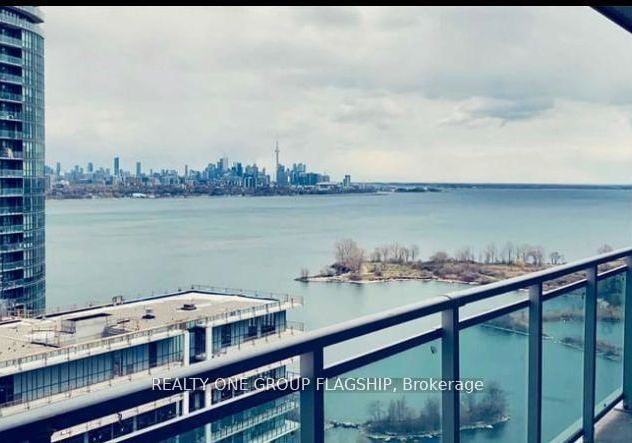33-shore-breeze-drive-etobicoke-ontario-w12883390