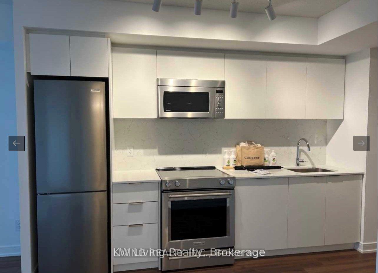 30-samuel-wood-way-etobicoke-ontario-w12883500