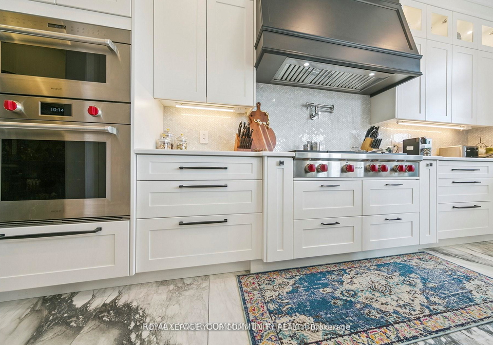 2401-irene-crescent-oakville-ontario-w12883600