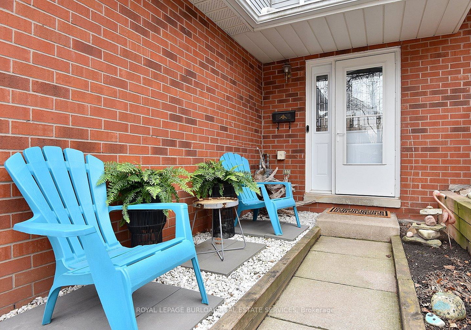 2065-amherst-heights-court-burlington-ontario-w12883774