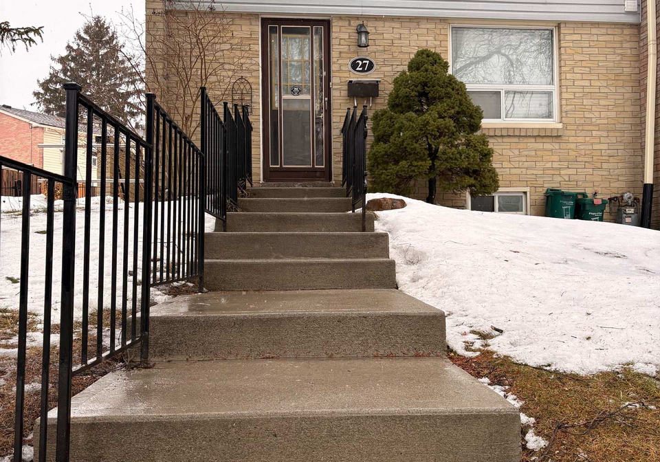 1055-shawnmarr-road-mississauga-ontario-w12883810